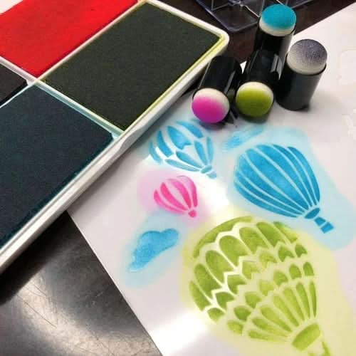 Sormiväri – Lapsen luovuus ilman sotkua 