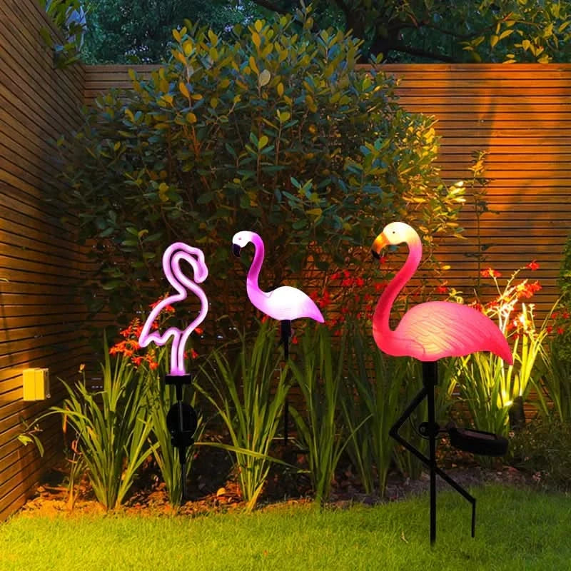 Zonnelamp flamingo Roze – Magische tuin 's nachts 