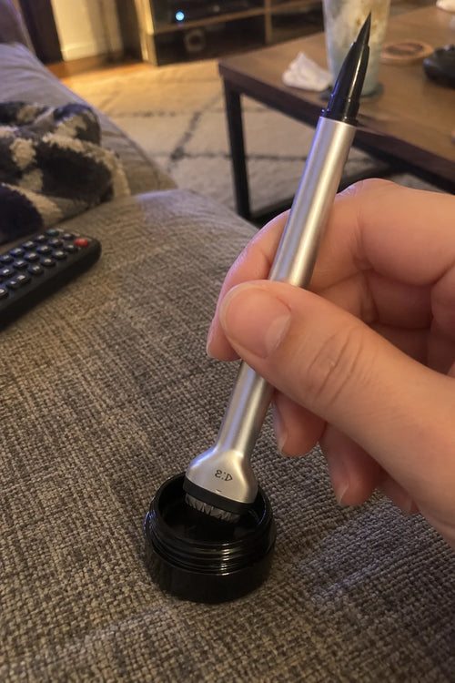Tampon Eyeliner Symétrique — photo d'un client 4